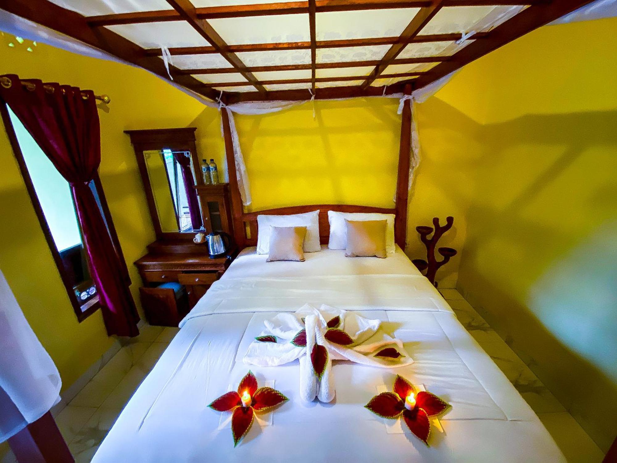 Ananda Homestay Lemukih Сингараджа Экстерьер фото